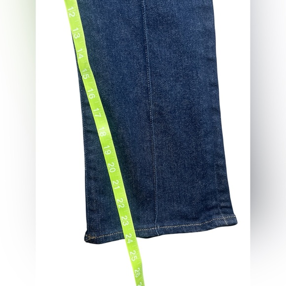 Express High Waisted Dark Wash Wide Leg Cropped Jeans Size 8 Short - Picture 6 of 6